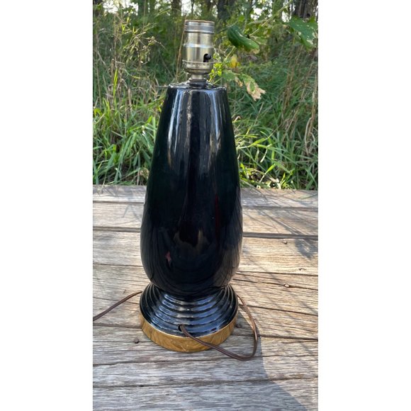 Vintage MCM Black & Gold Ceramic Table Lamp - Picture 2 of 16